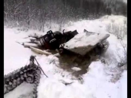 Тракторист, который знает короткую дорогу в Магадане « автомагадан